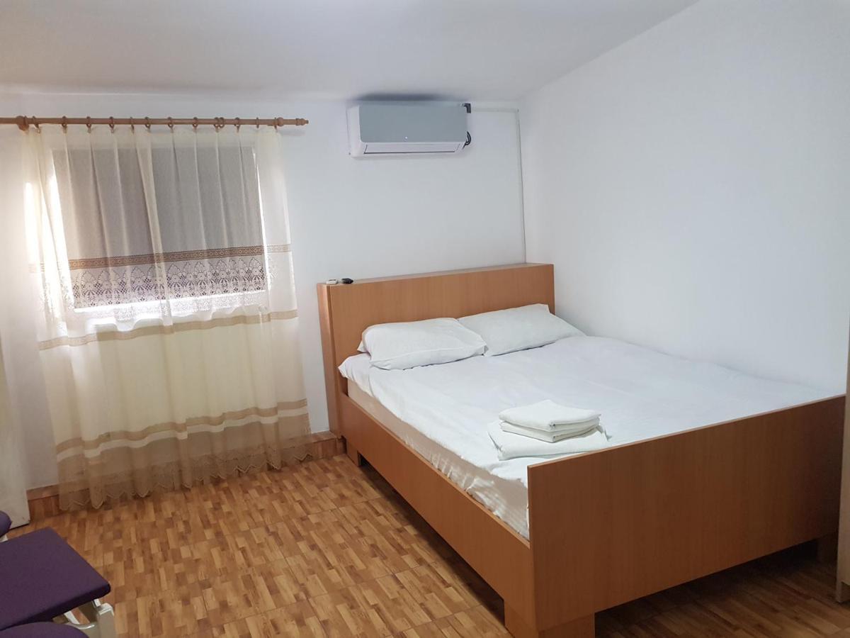 Casa Duminica Daire Două Mai Dış mekan fotoğraf